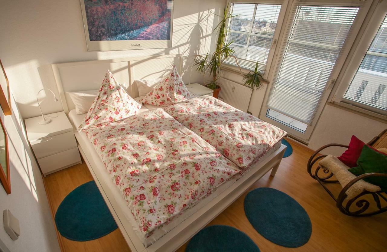 Riverside Apartment Берлин Екстериор снимка