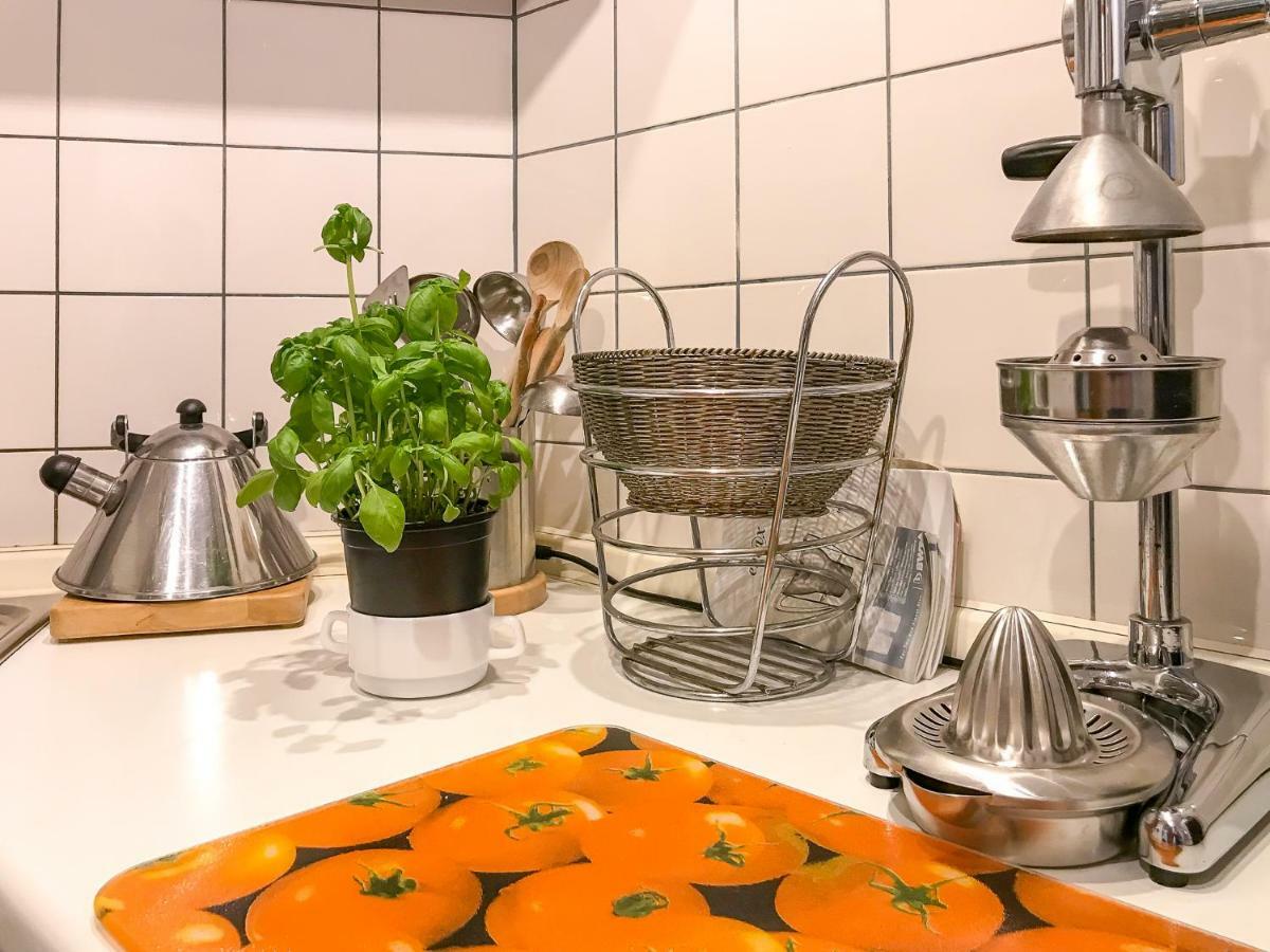 Riverside Apartment Берлин Екстериор снимка